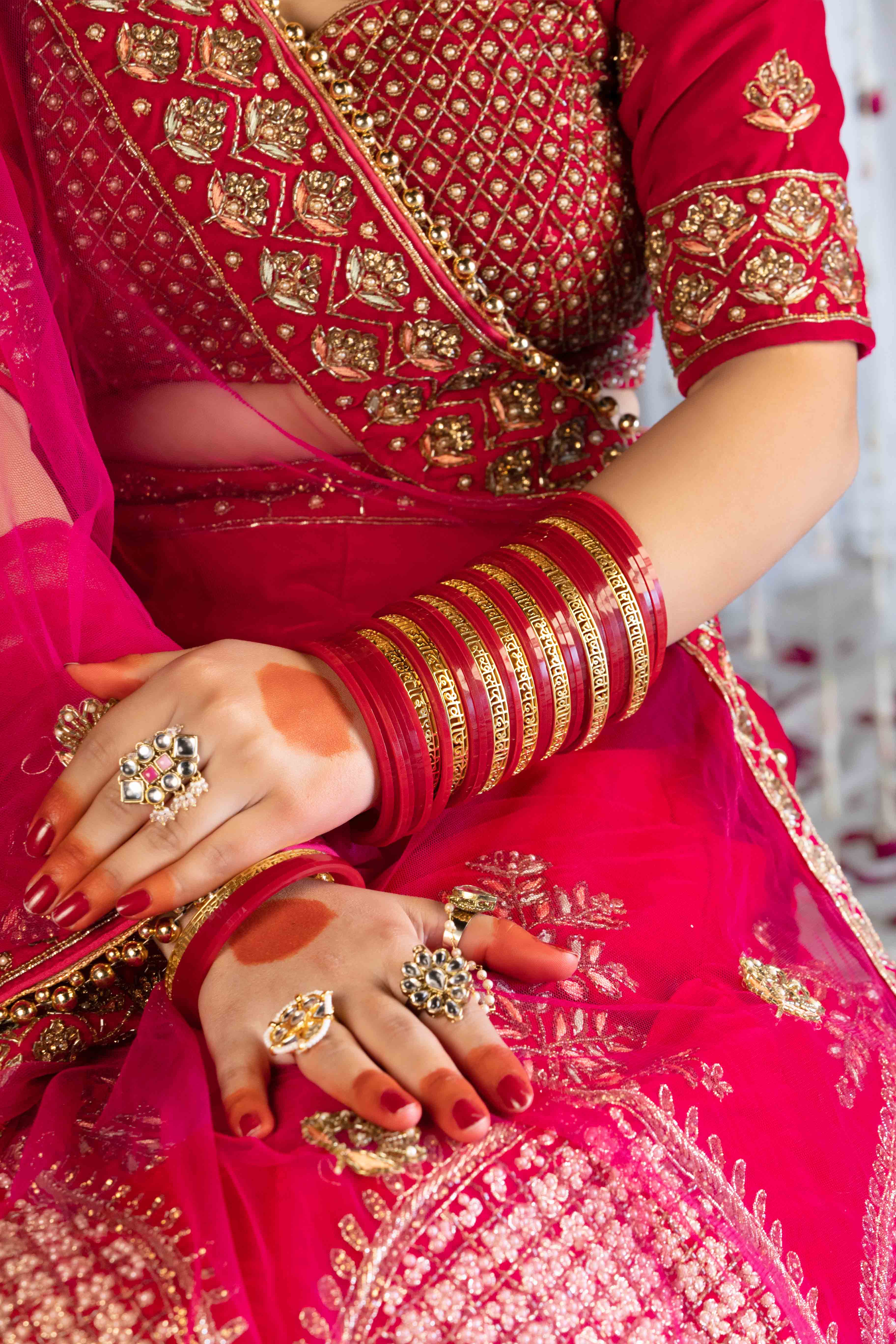 "Saat Vachan" Golden Bangles (1 Pair - Set Of 2 Pieces)