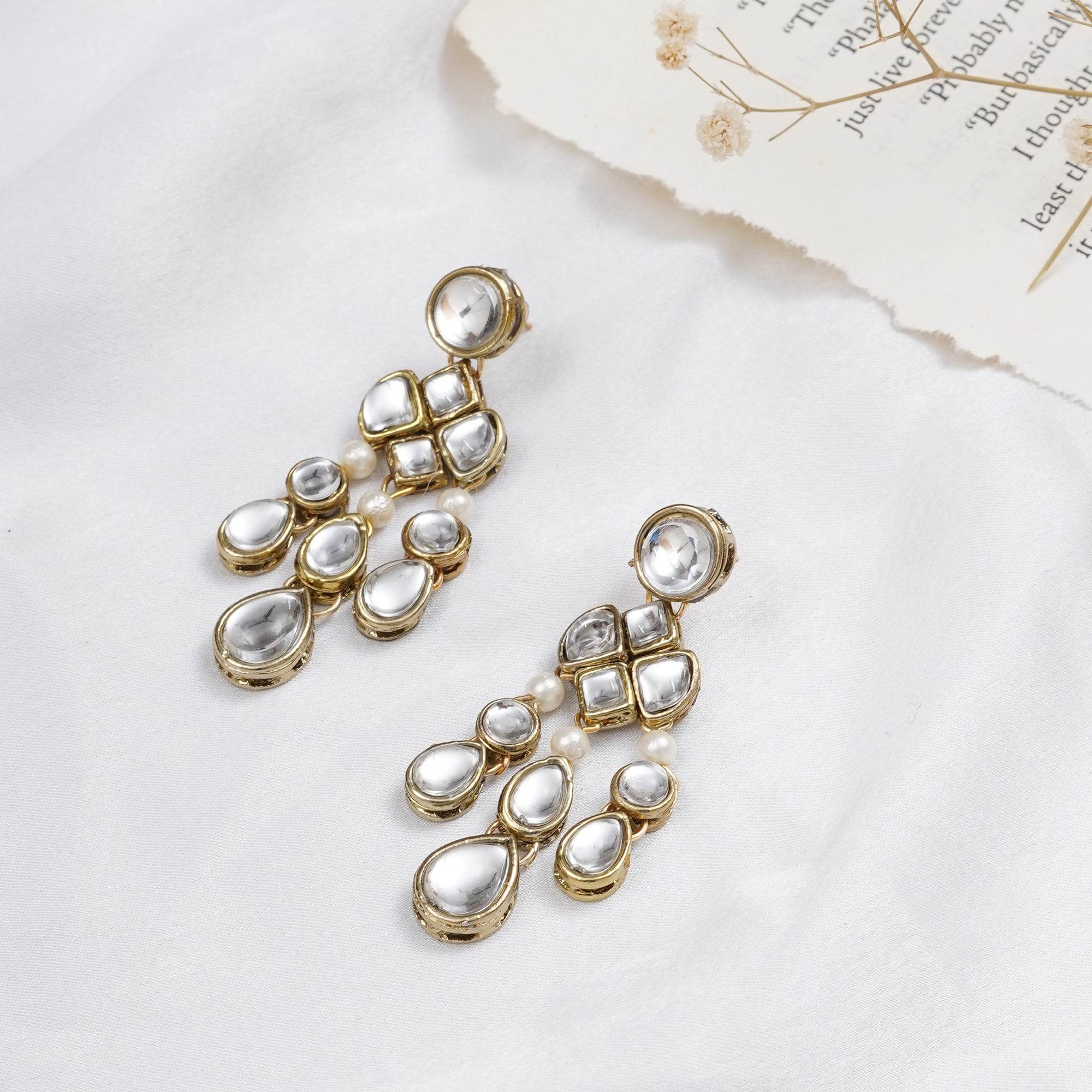 Droopy Kundan Earrings - BeAbhika.com