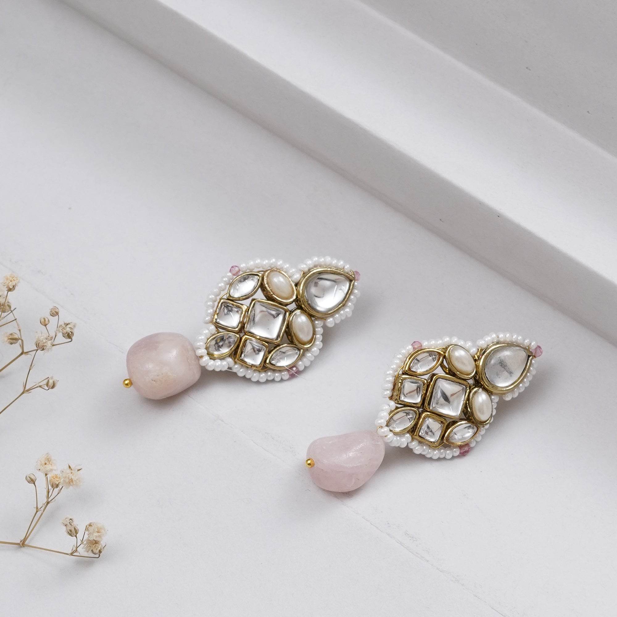 Elegant Kundan and Pearl Stud Earrings with Rose Quartz Drops – Handcrafted Indian Jewelry for Weddings and Special Occasions.