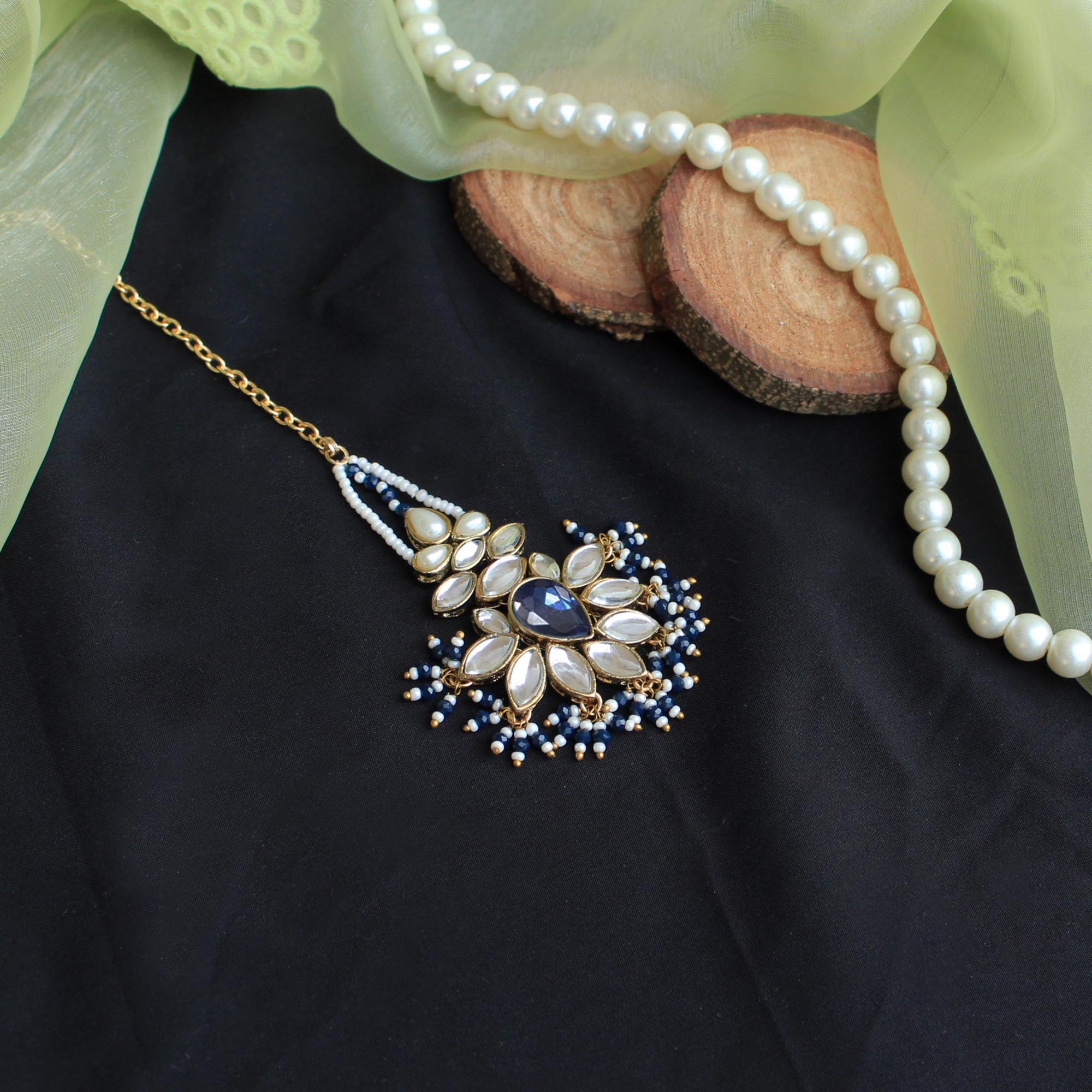 Floral Grace Kundan Maang Tikka