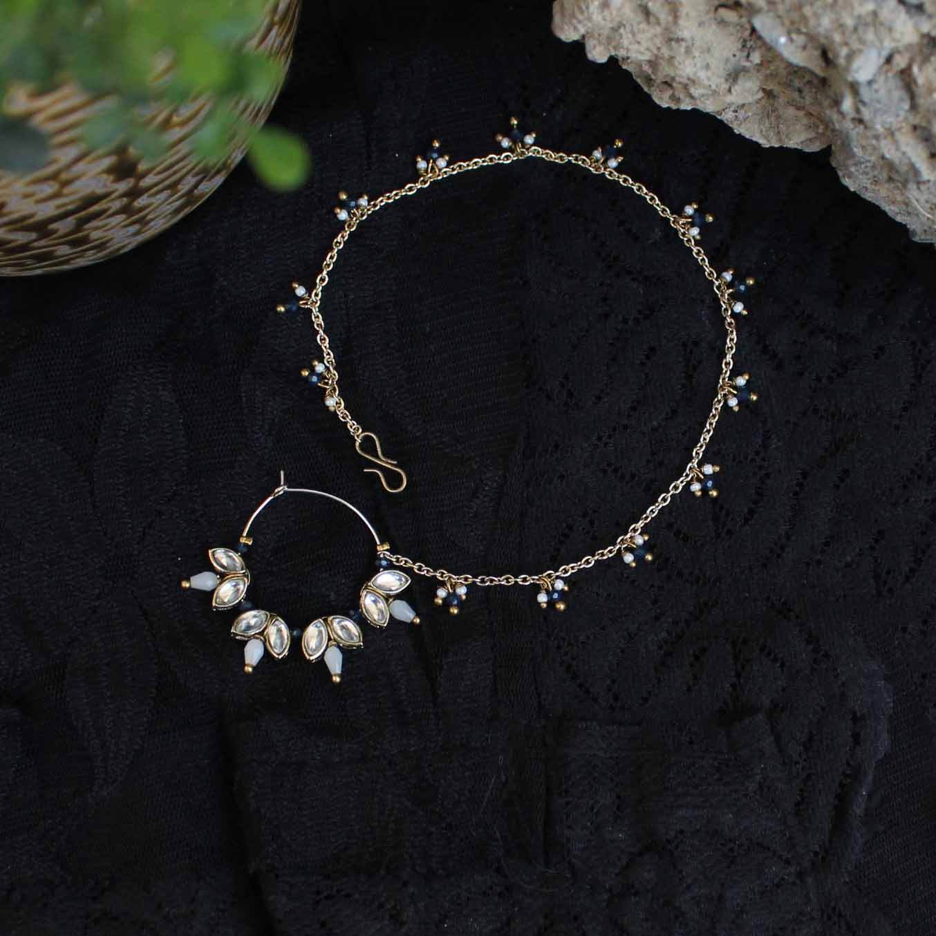 Traditional Indian bridal nath with kundan stones, green beads, and pearl hair chain Indian Nathiya Nathani Nose Ring