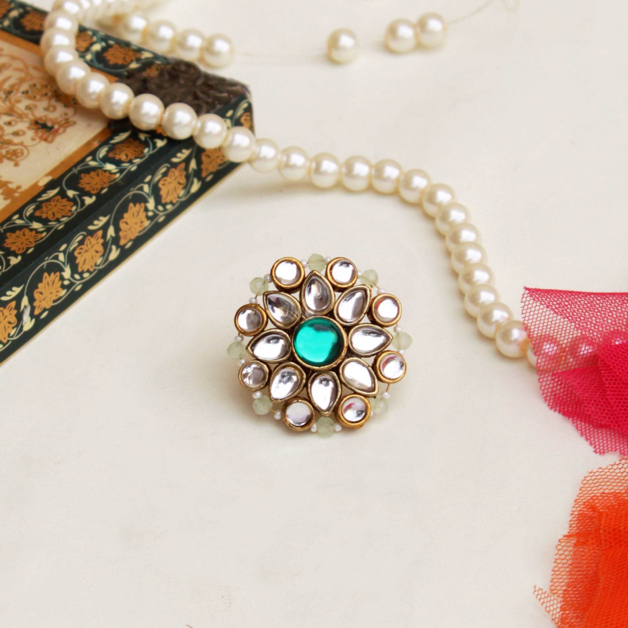 Green Kundan Amore Ring And Earrings Set - BeAbhika.com