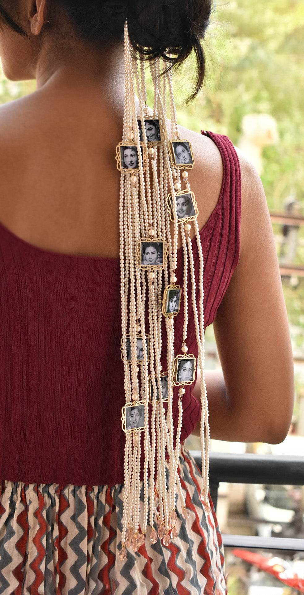 Nianshi goels cannes 2025 hair parandi customised photo frames hair veil