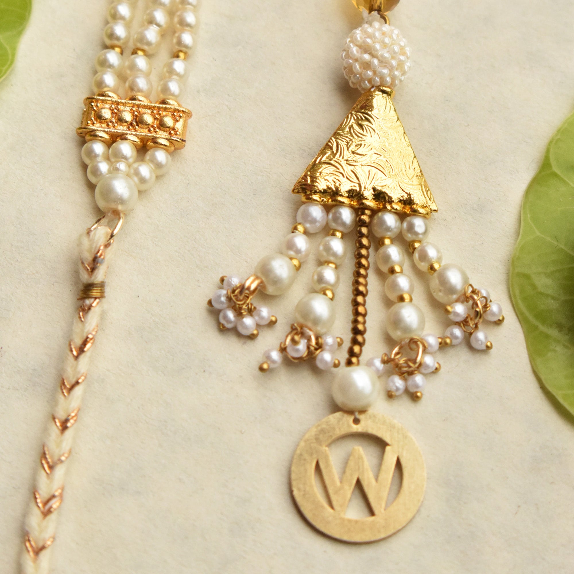 Pearl Majesty Personalised Rakhi-Lumba Set