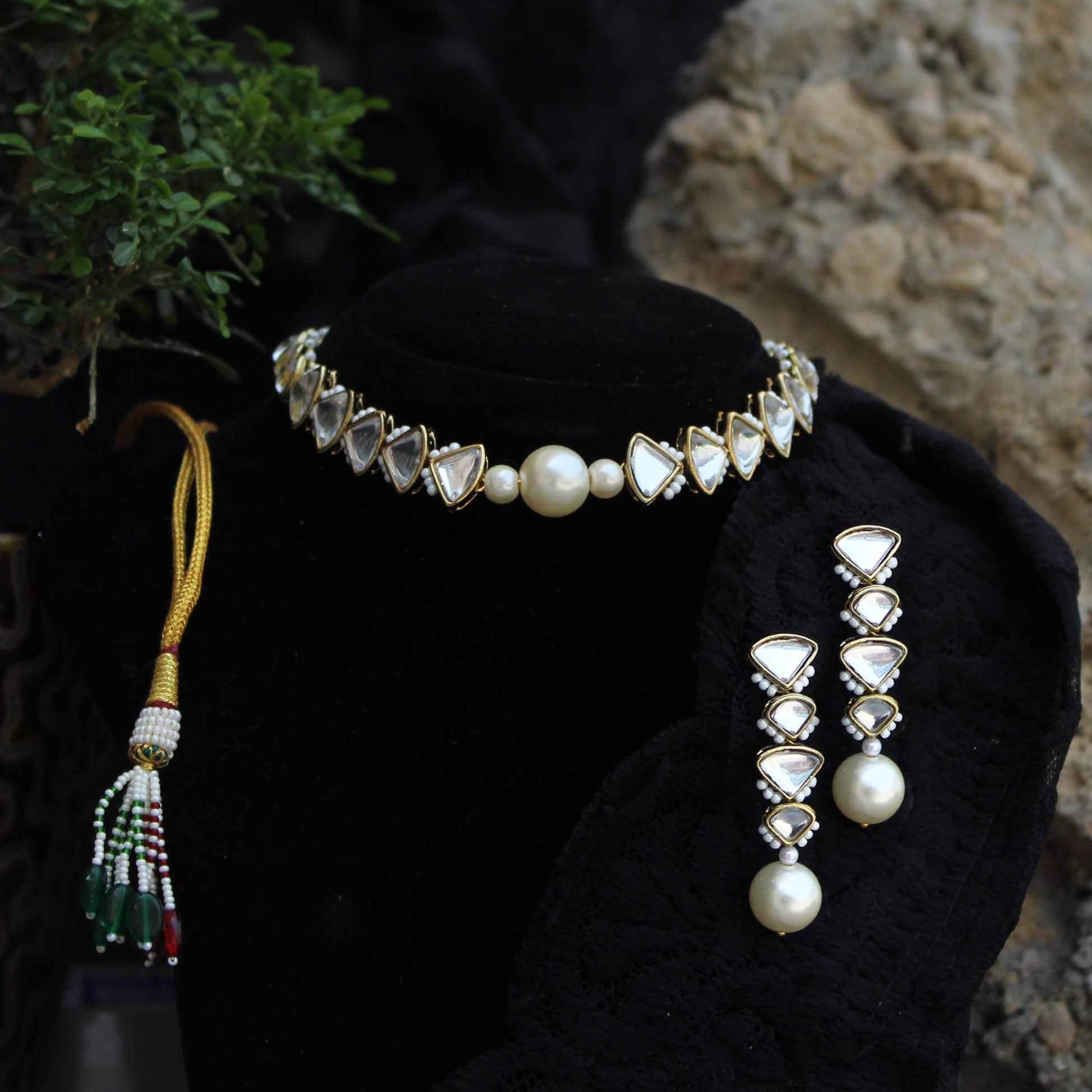 Triangle –Mangle Full Set With Necklace And Earrings - BeAbhika.com