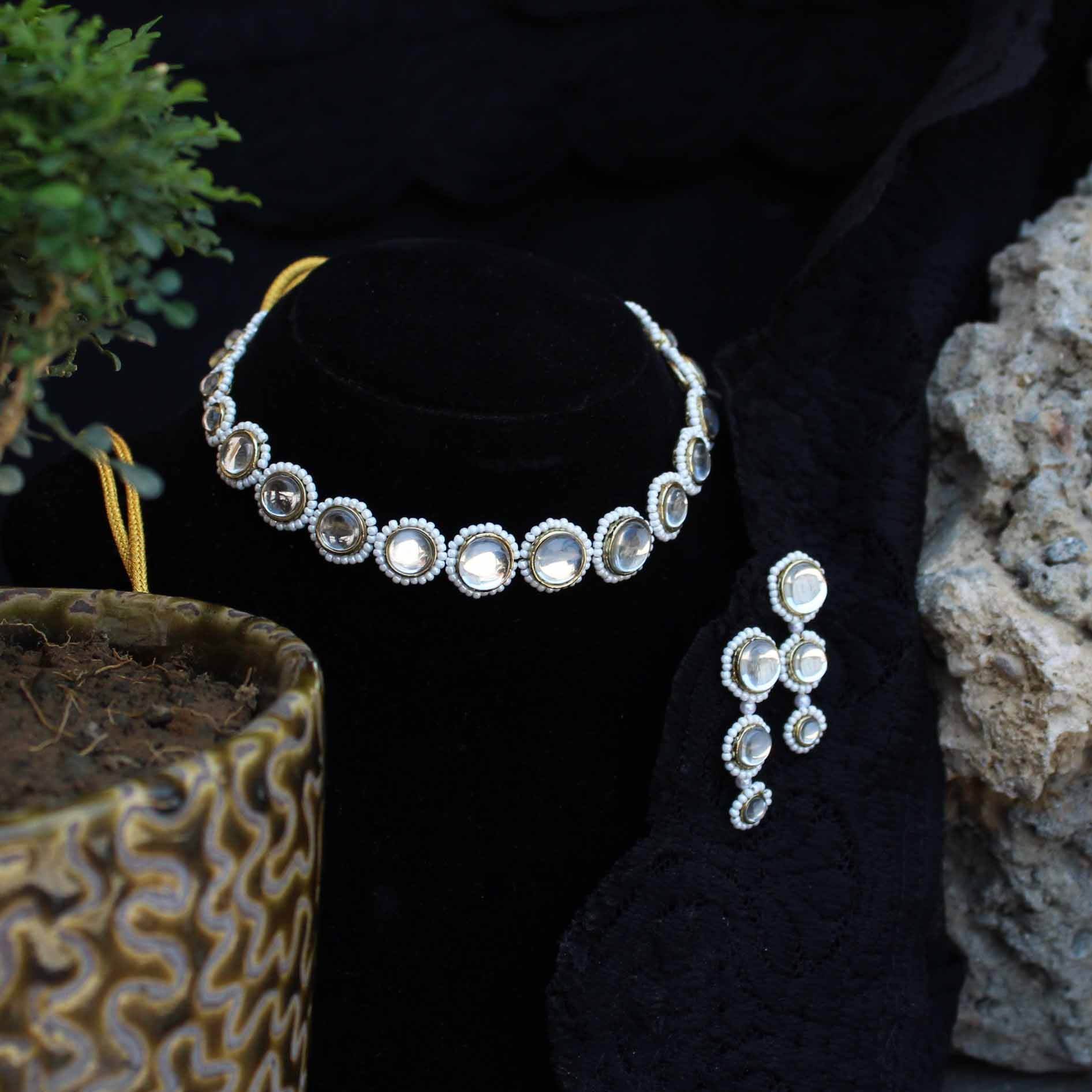 Round Bound Full Set With Necklace And Earrings - BeAbhika.com