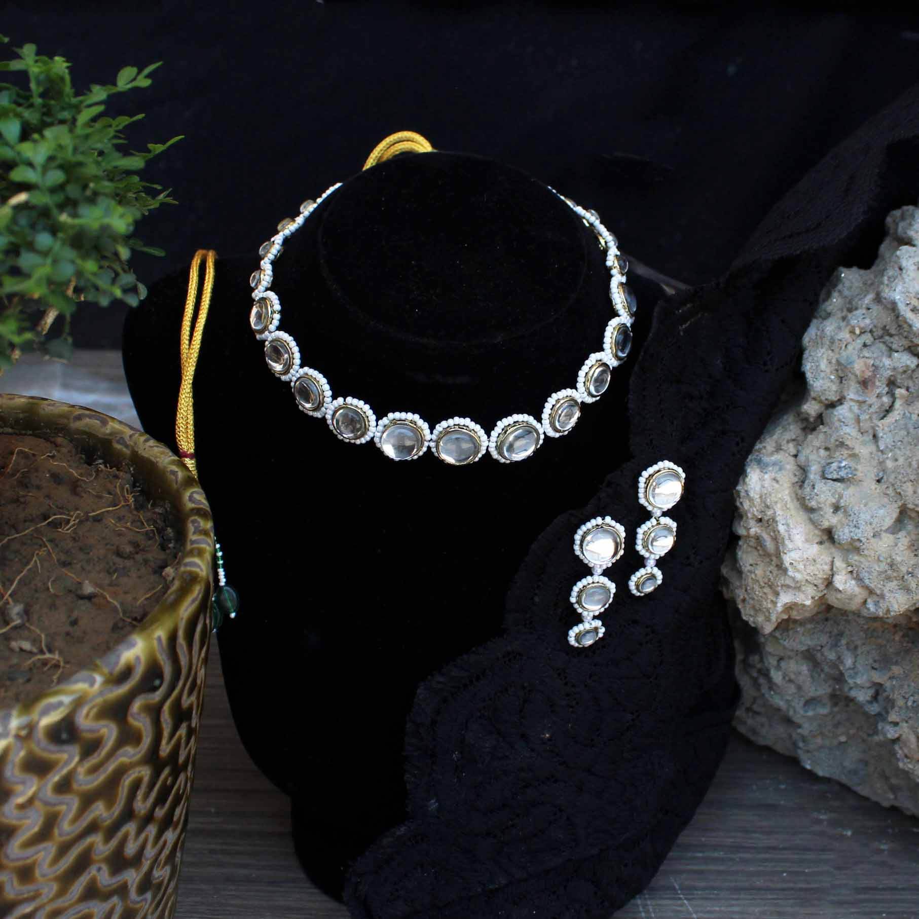 Round Bound Full Set With Necklace And Earrings - BeAbhika.com