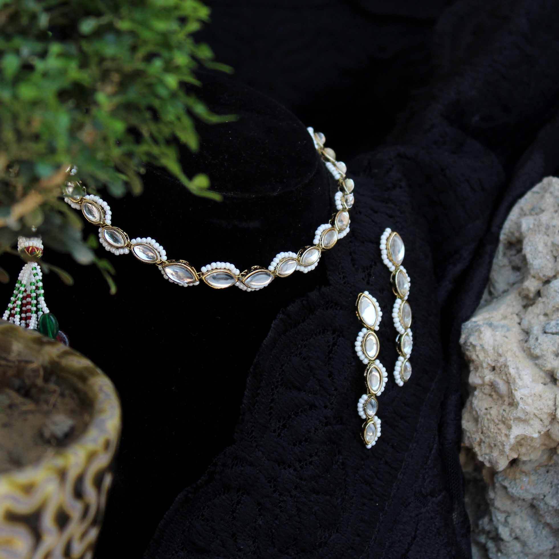Maar-Quise Full Set With Necklace And Earrings - BeAbhika.com