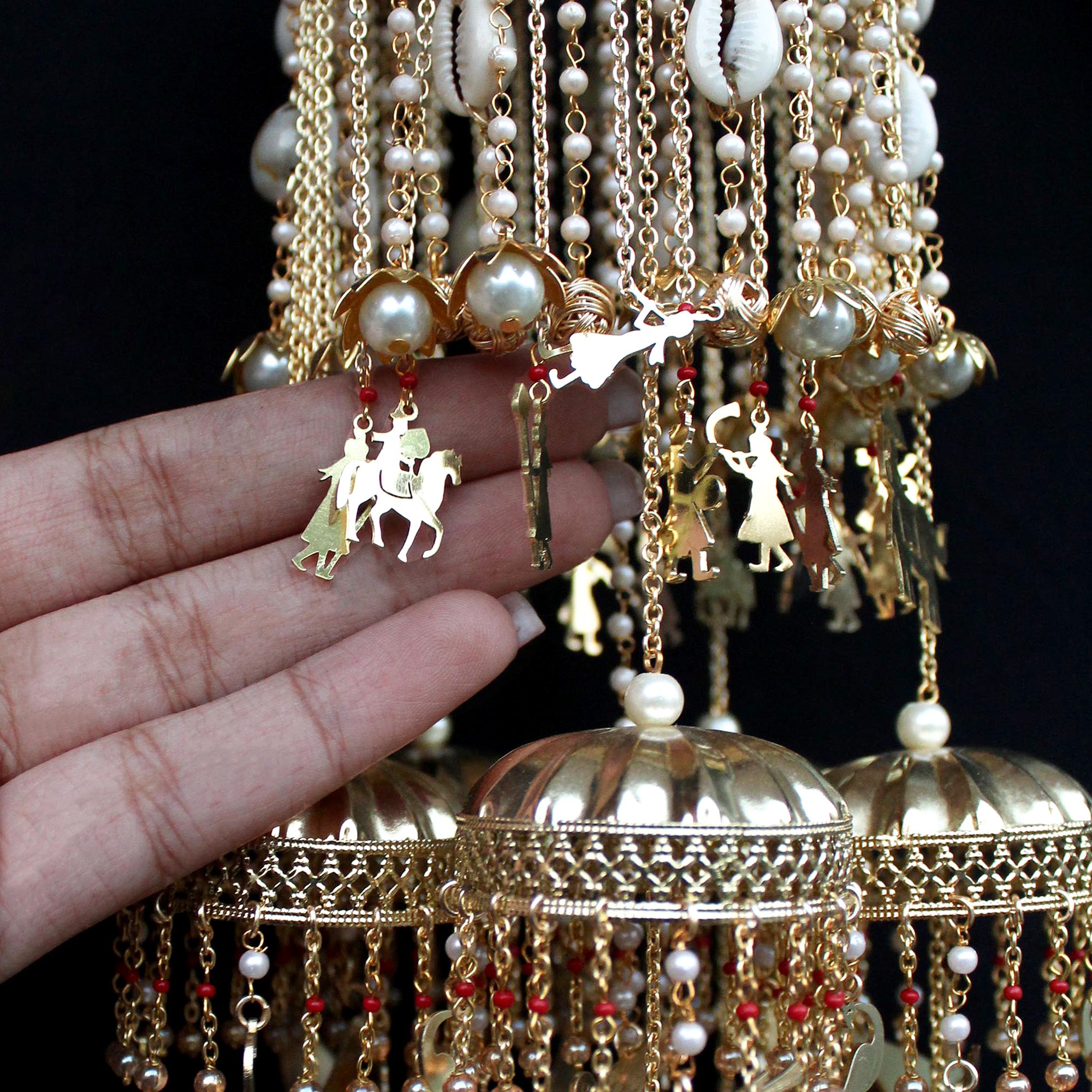 Customised Logo Shells Kaleere With Baraat & Peacocks Charms