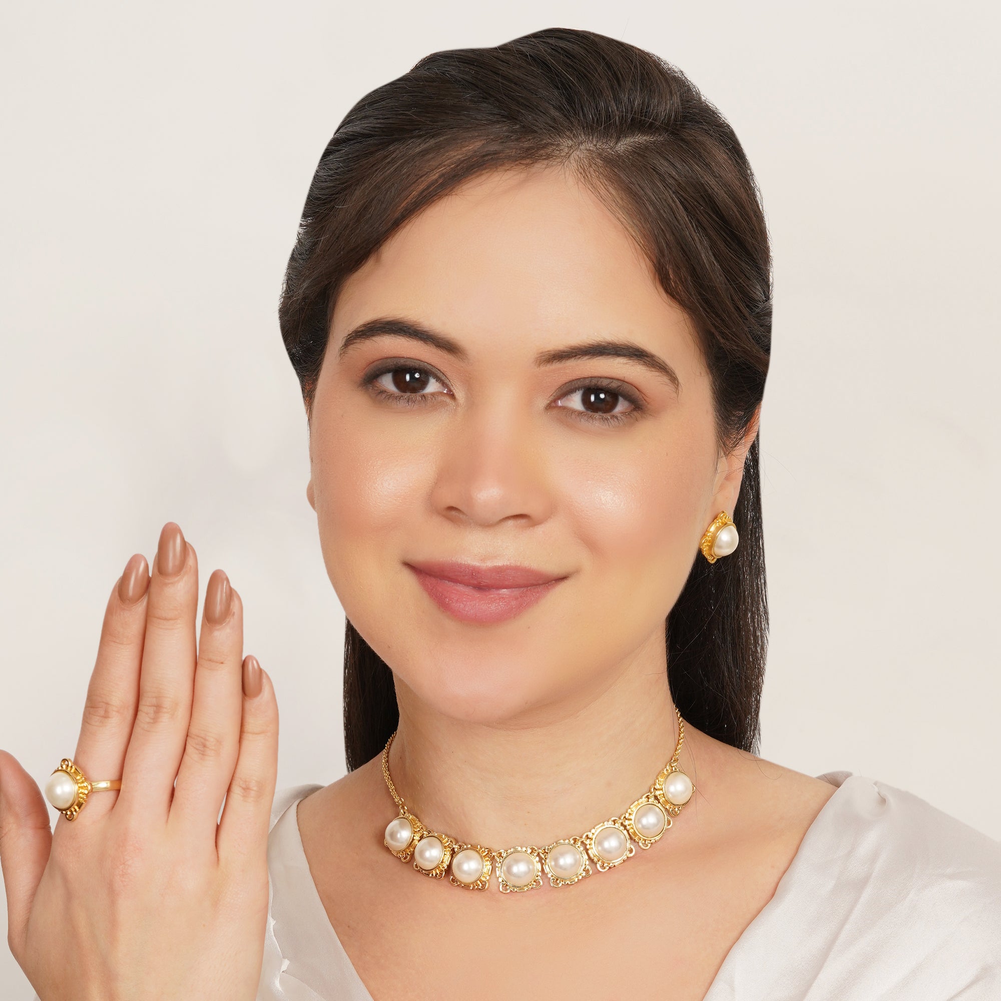 Soft Courage Necklace Set