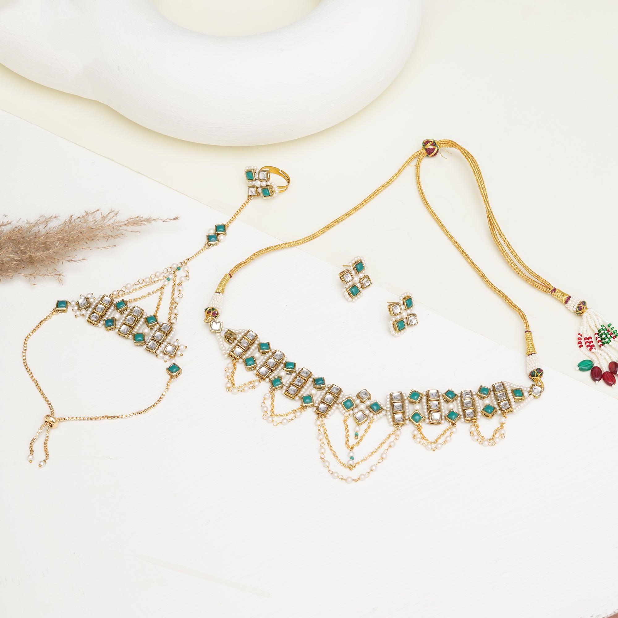 Emerald Radiance Neckalce Full Set