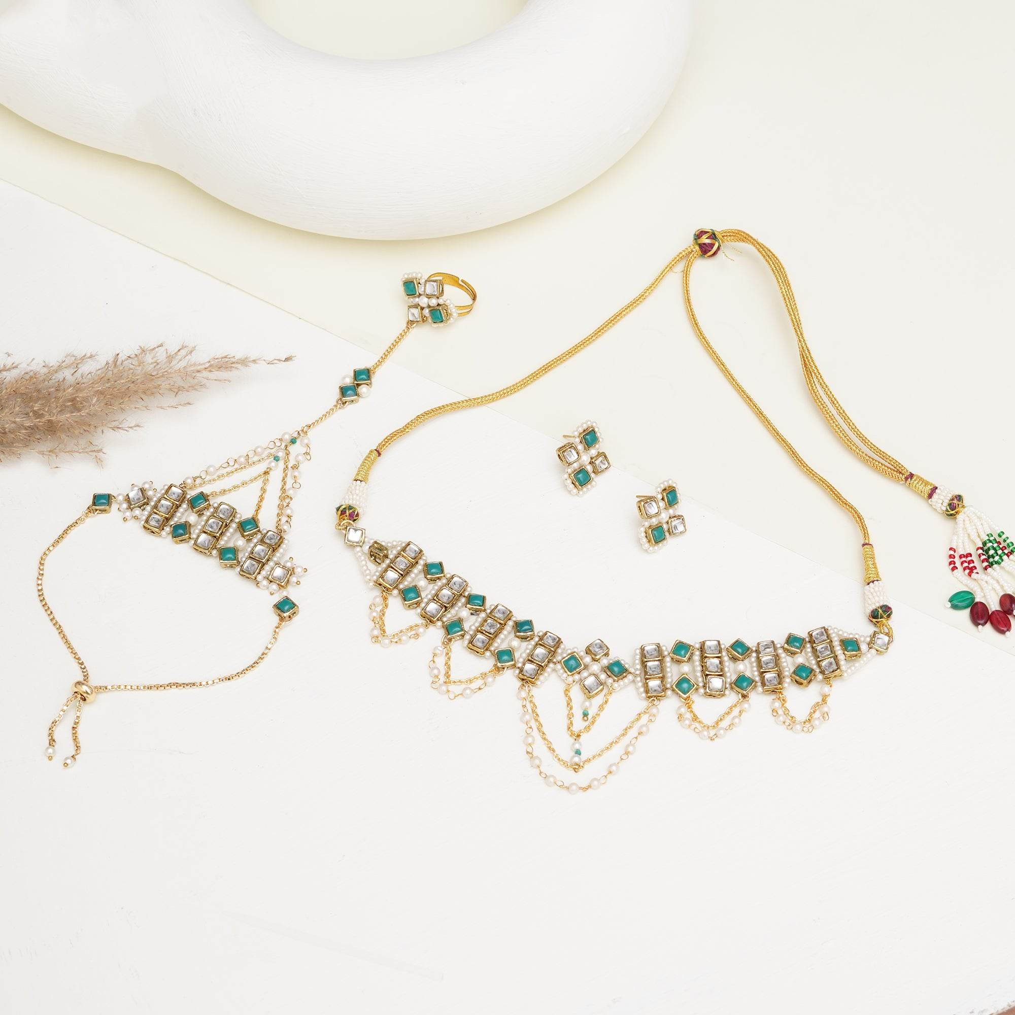 Emerald Radiance Neckalce Full Set - BeAbhika.com