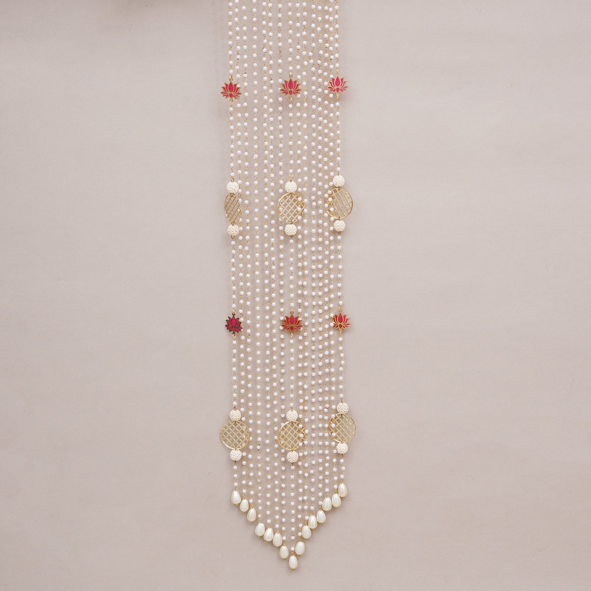 Pearl Lotus Charm Hair Veil