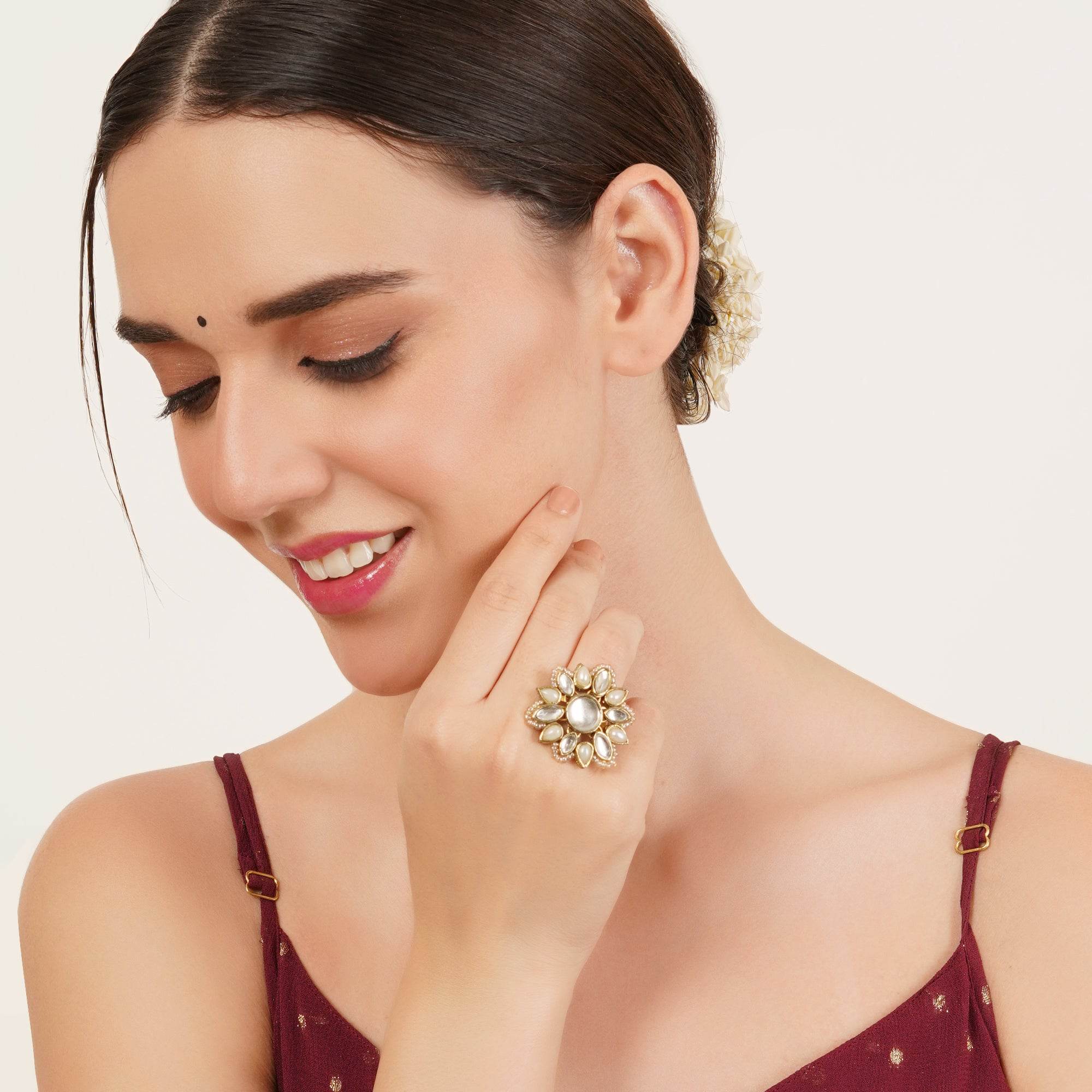 Adjustable Kundan Cocktail Ring - BeAbhika.com