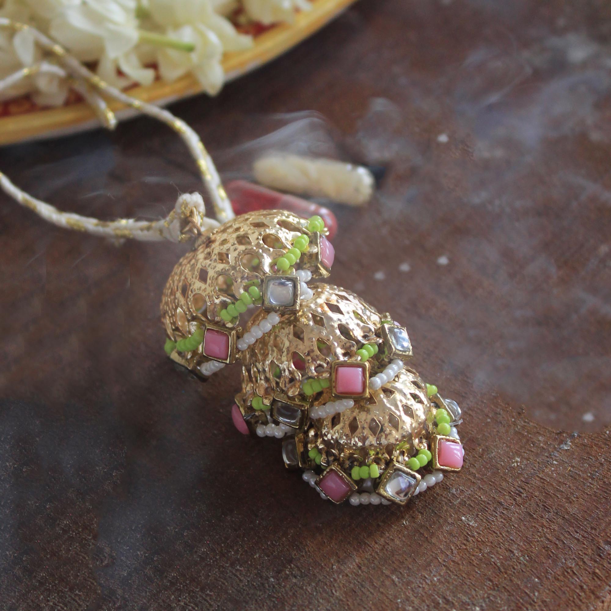 Jhumki Style Lumba