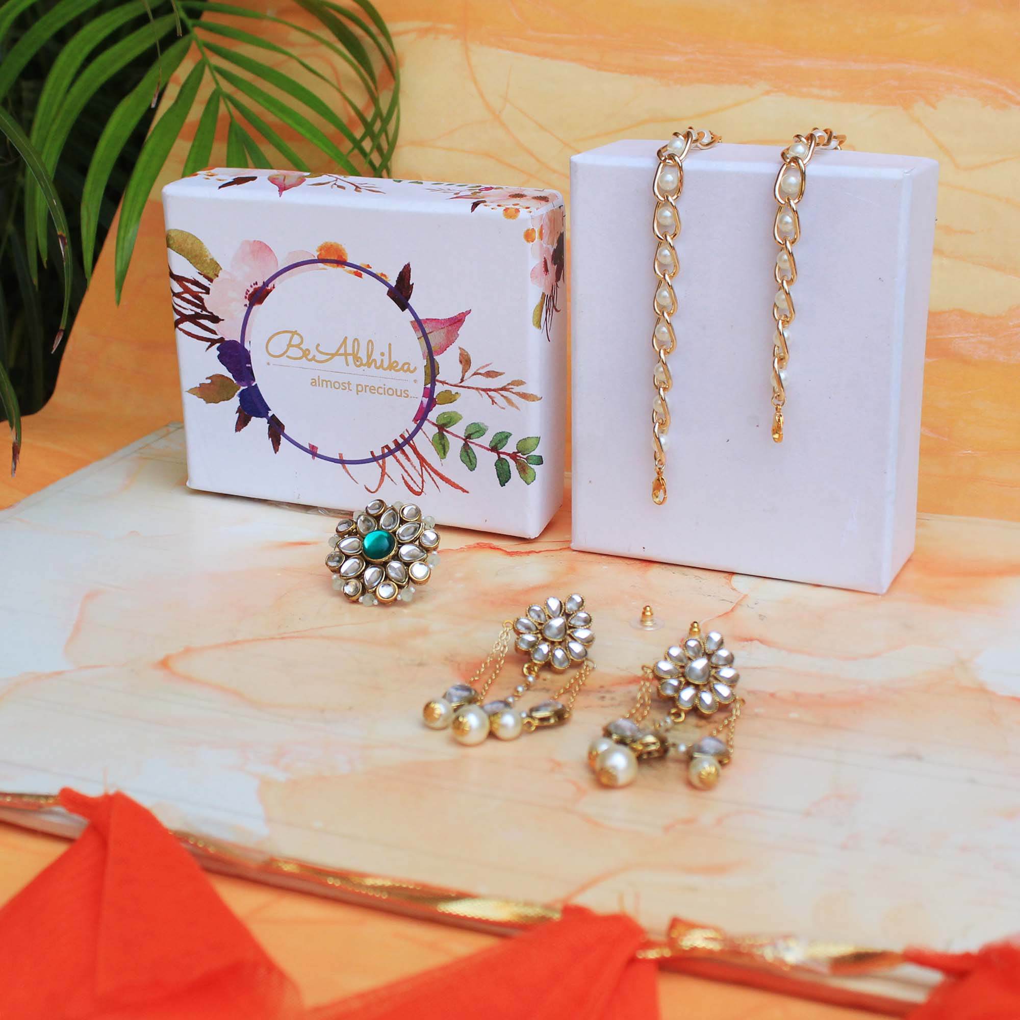 Jewelry & Accessory Box For Reception - BeAbhika.com