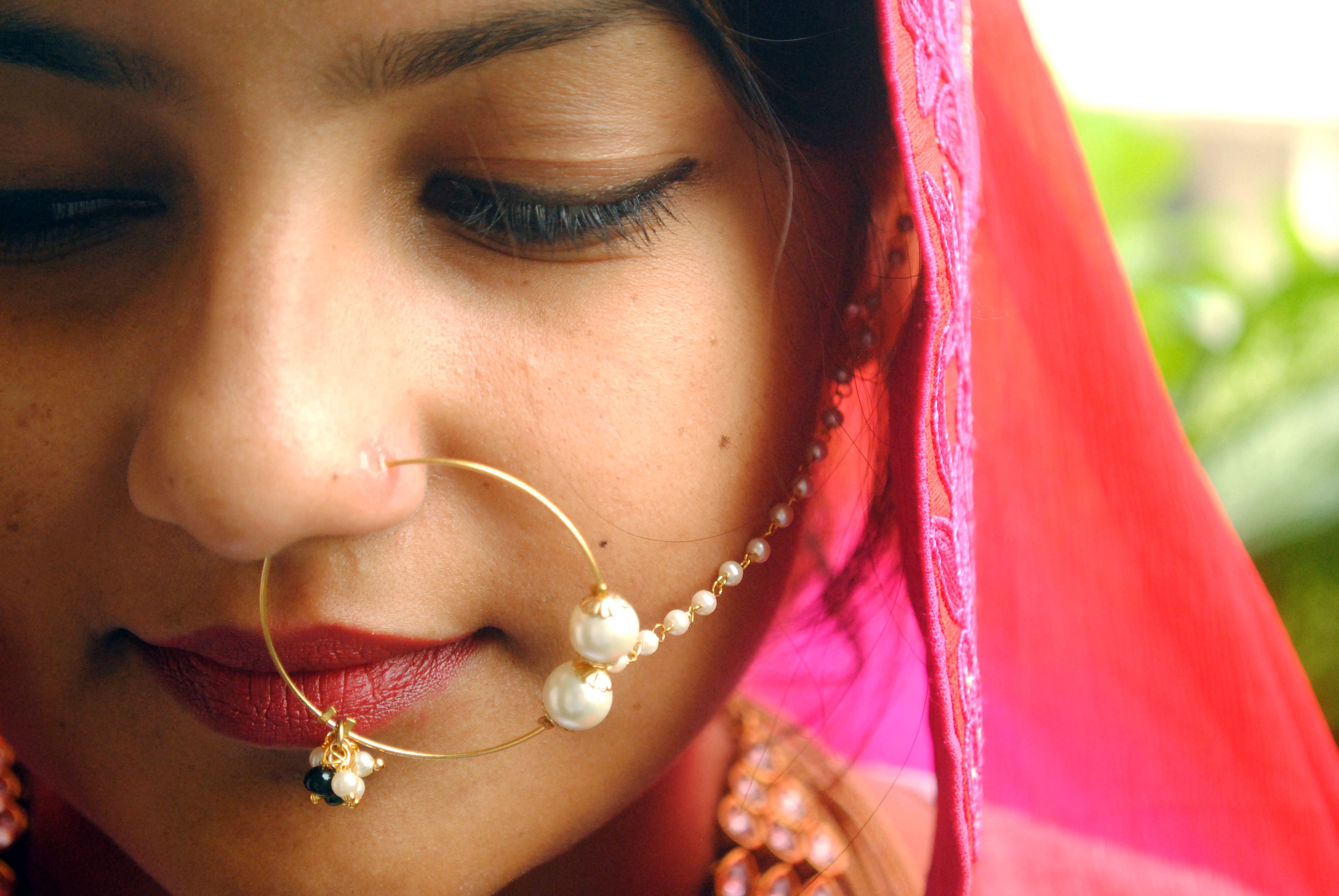 BeAbhika Handmade Artificial Jewelry White Color Pearl Nath For Pierced Nose Body Piercing Jewelry Available On COD In India Heeramandi Style Jewelry Traditional Nose Ring For Women With Hair Chain Gold Tone White Pearl Nose Ring Nathani Bridal Nath