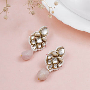 Elegant Kundan and Pearl Stud Earrings with Rose Quartz Drops – Handcrafted Indian Jewelry for Weddings and Special Occasions.