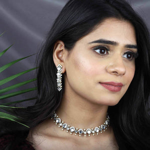 V’S Square Full Set With Necklace And Earrings - BeAbhika.com