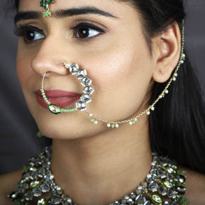 Traditional Indian bridal nath with kundan stones, green beads, and pearl hair chain Indian Nathiya Nathani Nose Ring