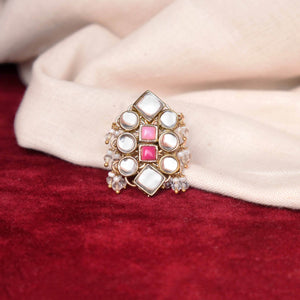 Enamoured kundan ring - BeAbhika.com