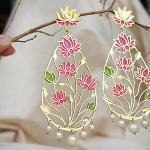 Traditional Kundan earrings in gold-tone, perfect for weddings and festive wear