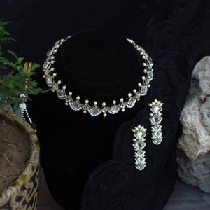 V’S Square Full Set With Necklace And Earrings - BeAbhika.com