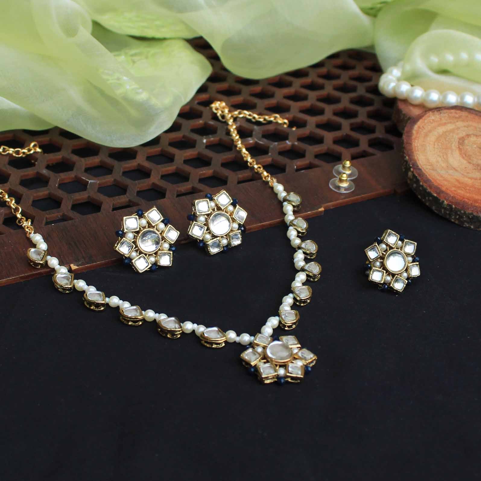 Kundan Blossom Necklace, Ring & Earrings Set
