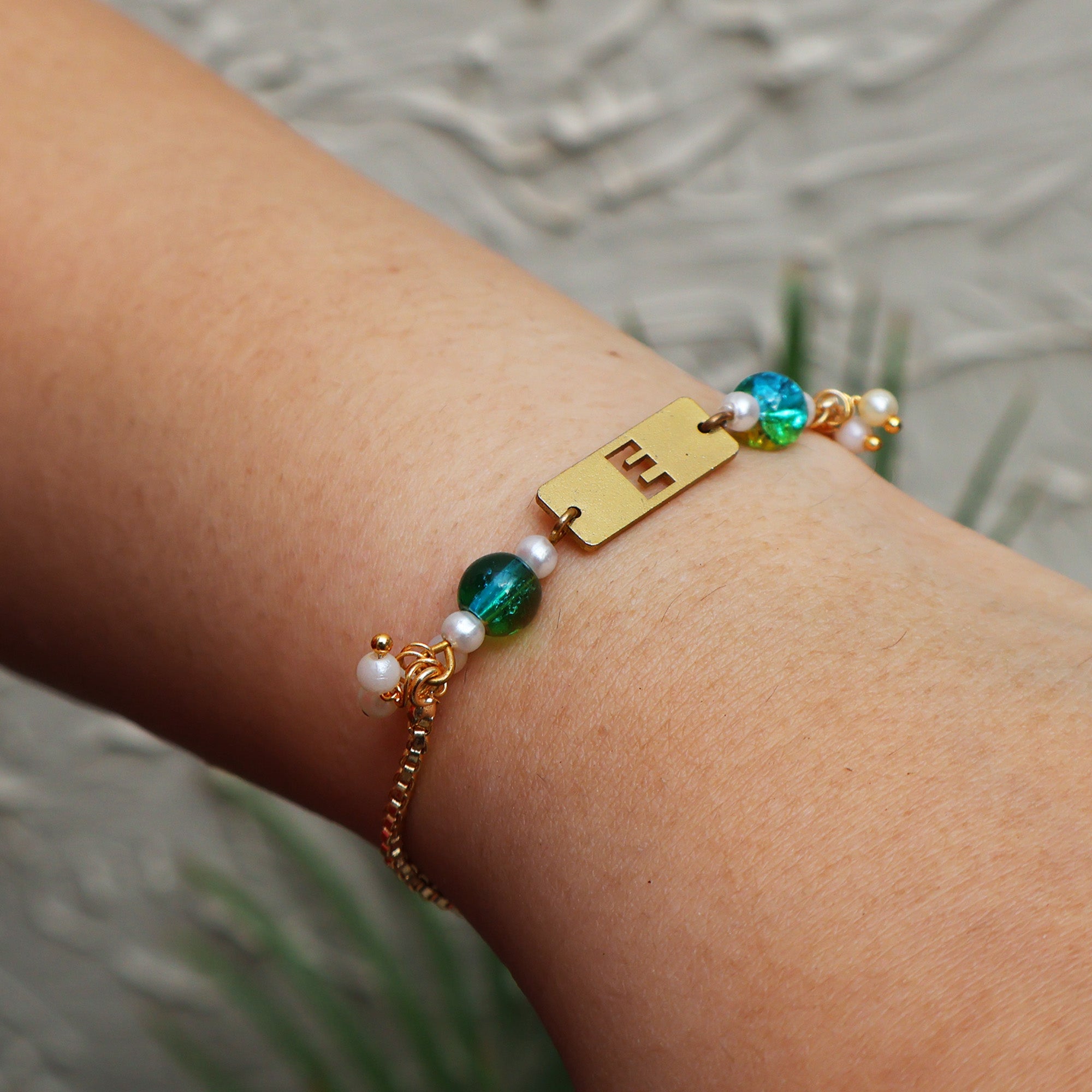 Green Grace & Pearl Charm Personalised Rakhi-Lumba Set