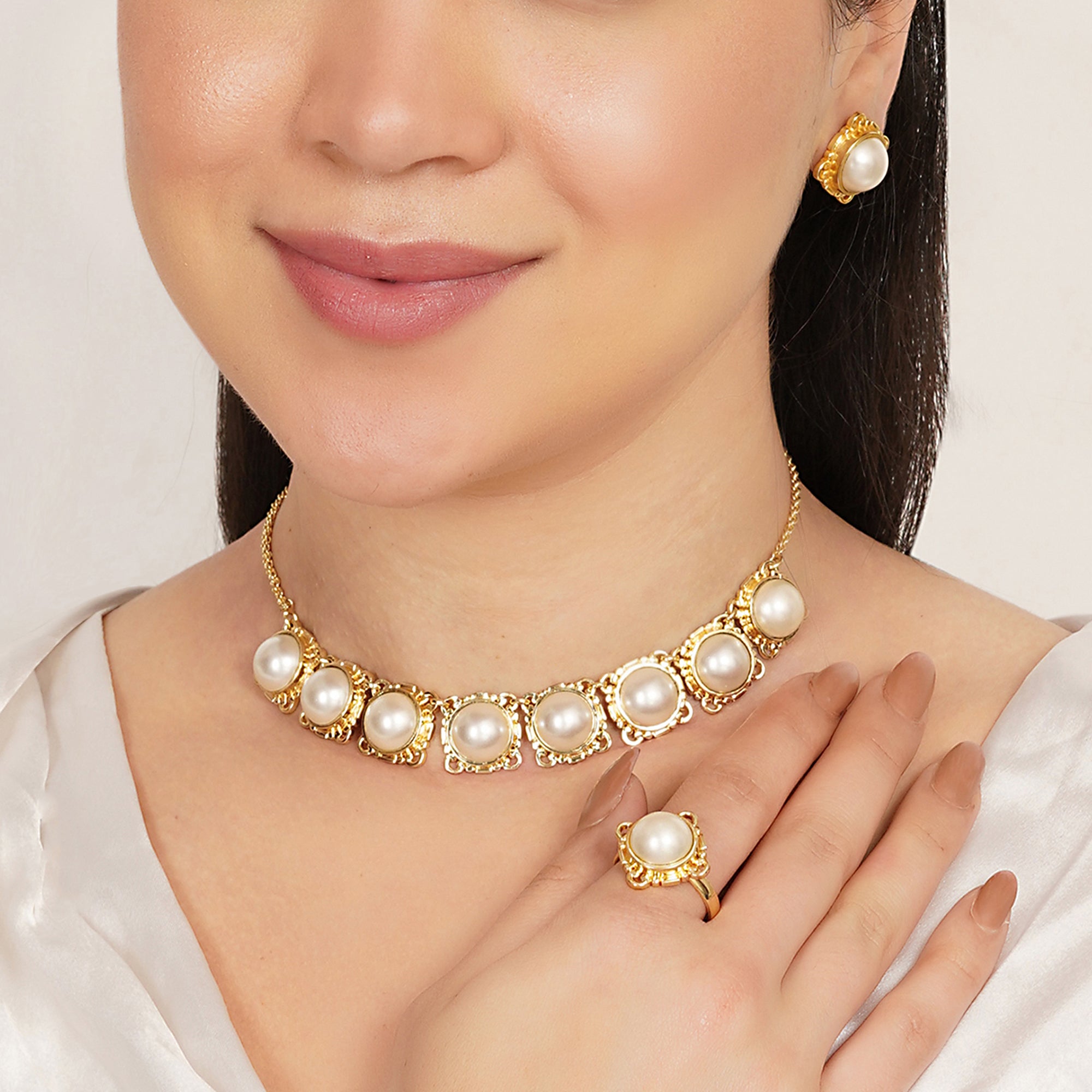 Soft Courage Necklace Set
