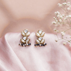Nazakat – Navy Blue Kundan Stud Earrings