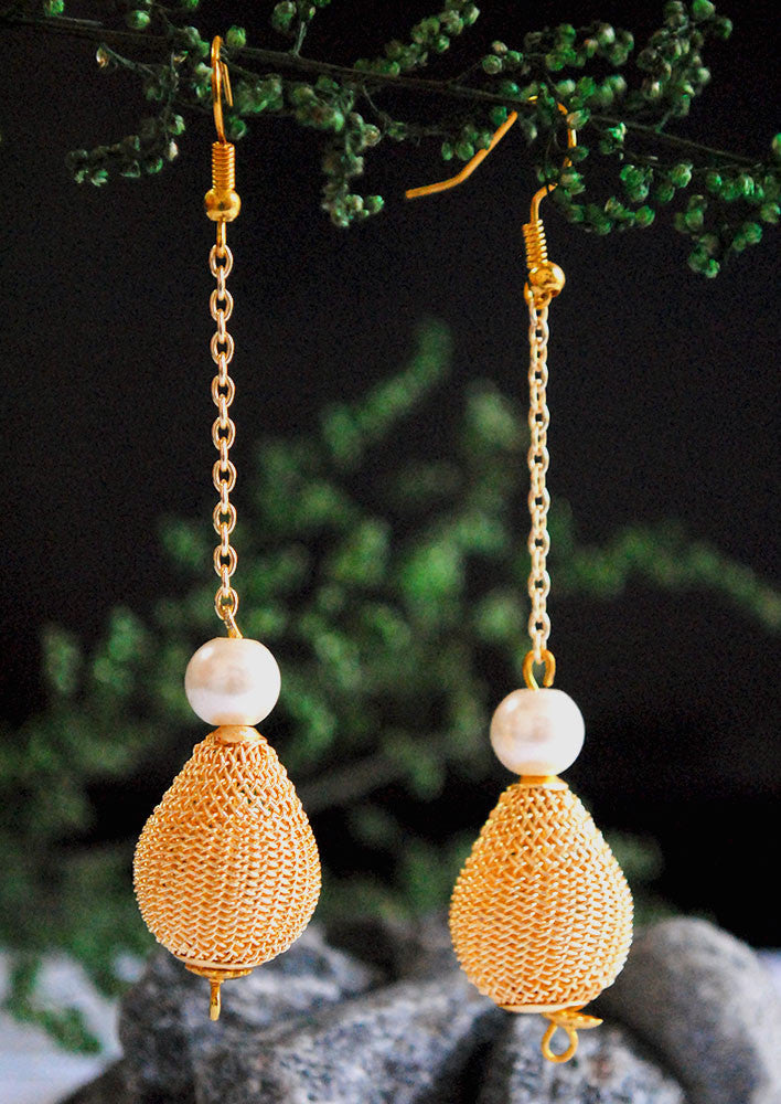 golden mesh drop earrings