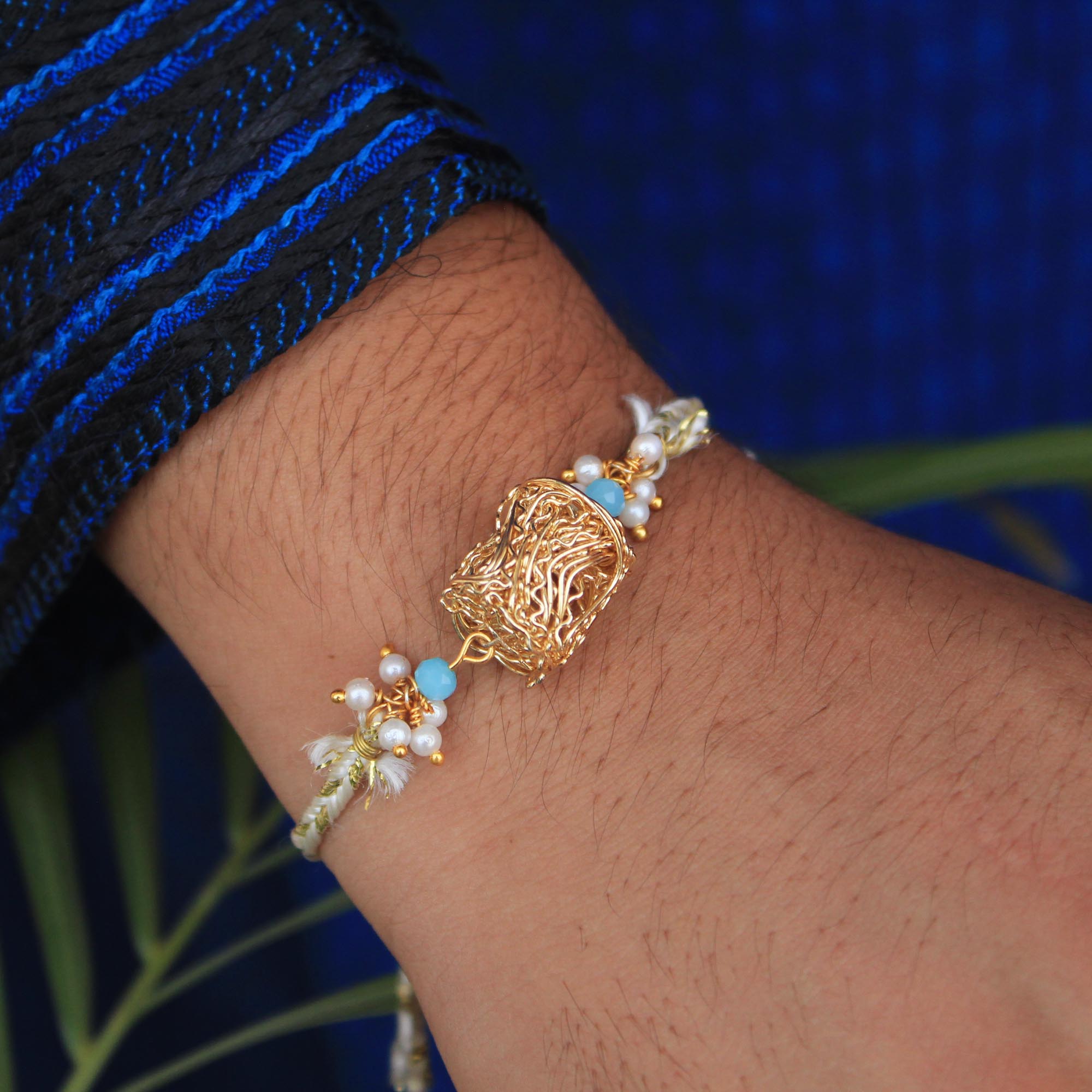 Dazzling Mesh & Pearl Rakhi Lumba Set