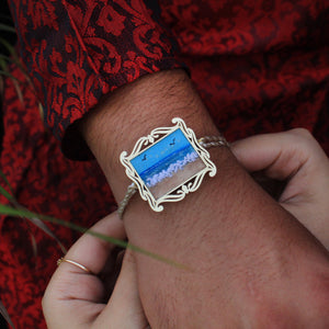 BeAbhika Hand Embroidered Beach Waves Beach Lover Bro Rakhi With Fridge Magnet Designer Unqiue Famous Rakhi Lightweight Easy To Tie Rakhi Available At Best Price In India Online COD Available Send Rakhi To Brother Small Brother Big Brother Younger Brother Send Rakhi Abroad With Roli Chawal Capsules