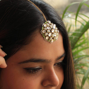 white glass kundan mangtika Beabhika Handmade Green Artificial Jewelry Kundan Maangtikka Golden Maang Tikka With Pearls Kundan Wedding Jewelry Trendy Earrings Daily Wear Party Wear Traditional Ethnic Dress Jewelry Head Accessory Bridal Jewelry Set Online Cash On Delivery