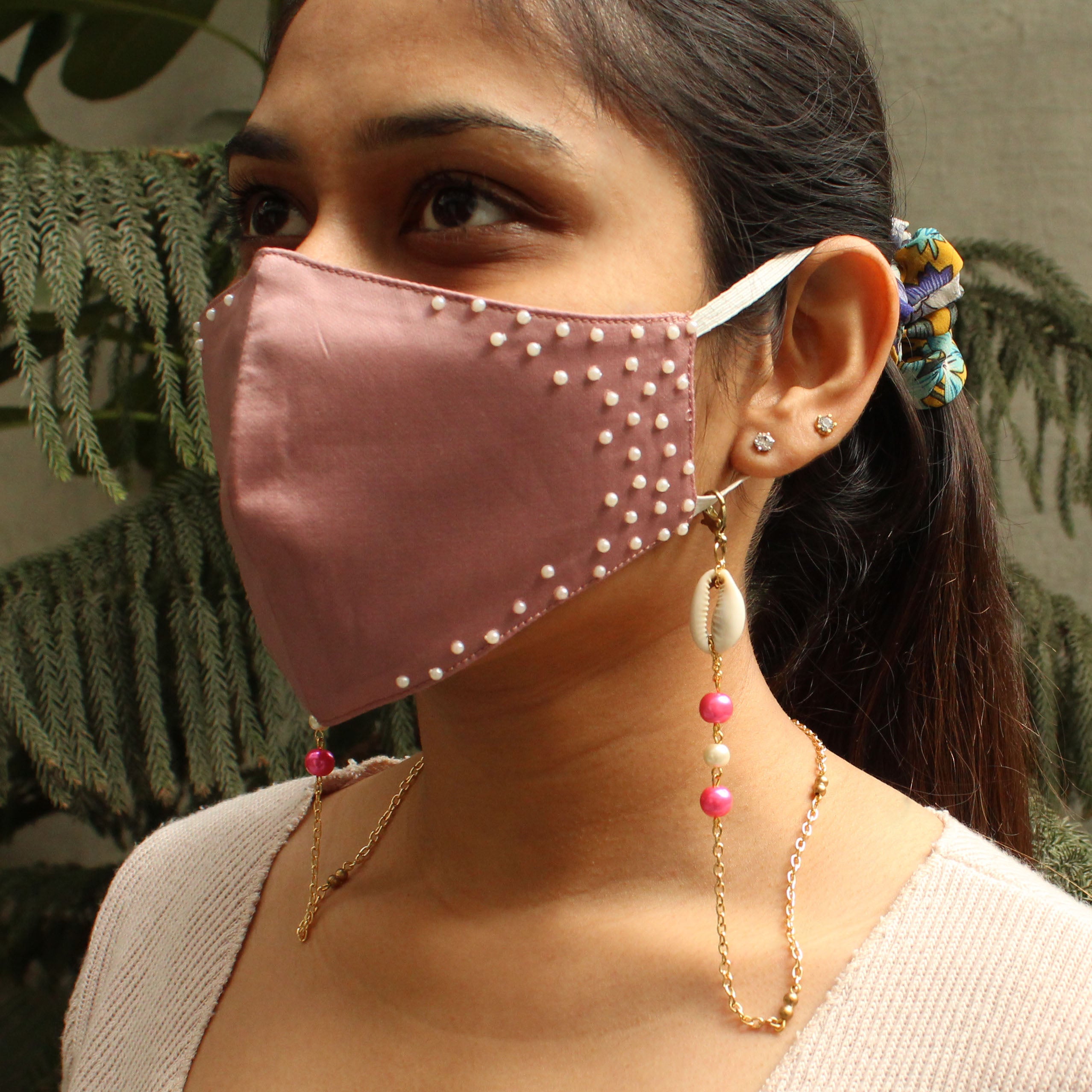 colorful pearls shell Mask Chain