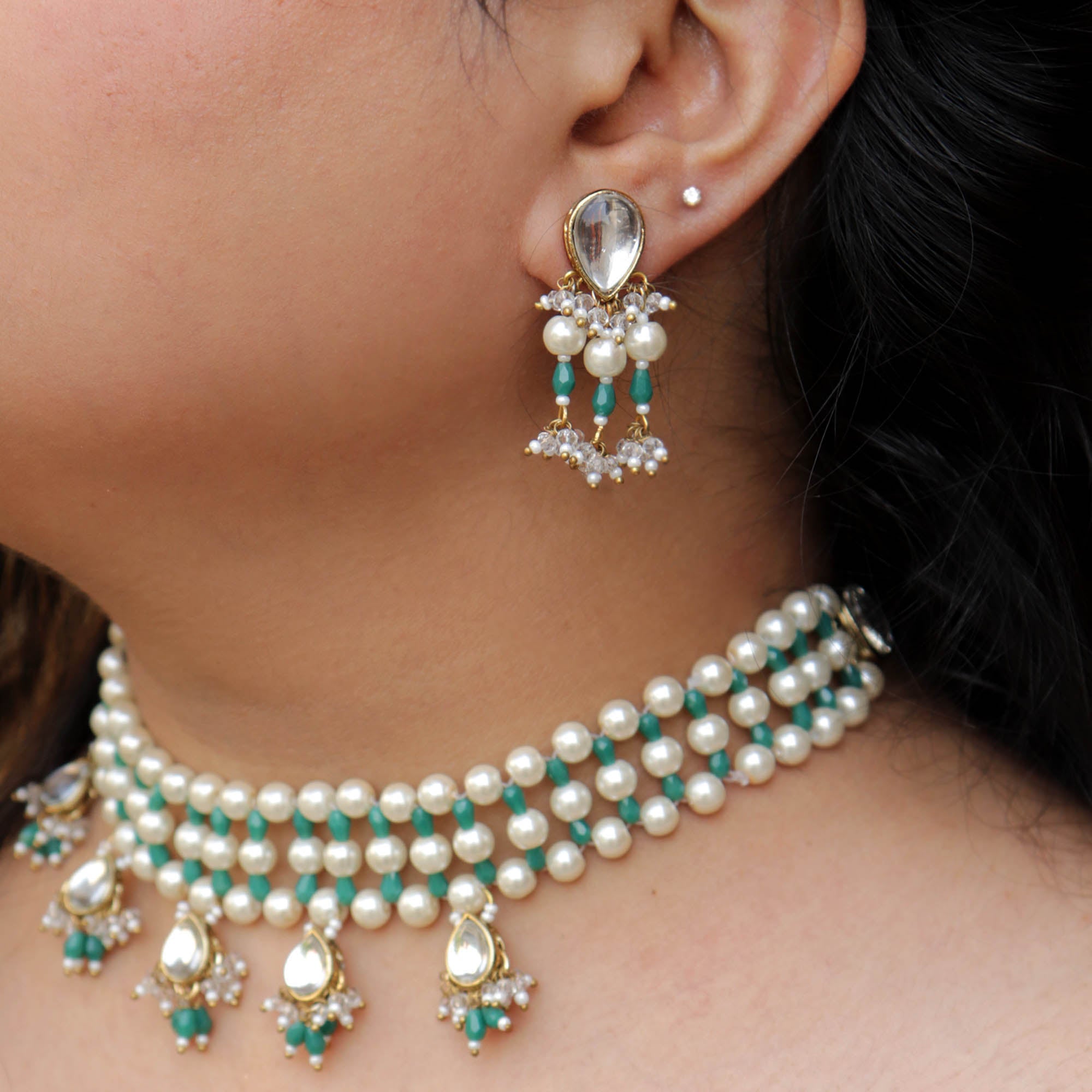 white glass kundan handmade nacklace with matching earrings