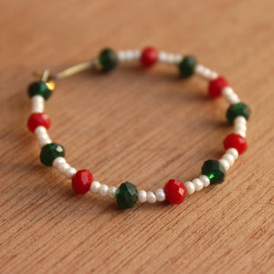 Traditional Indian bridal nath with kundan stones, green beads, and pearl hair chain Indian Nathiya Nathani Nose Ring