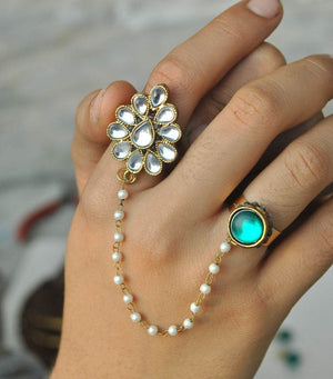 Beabhika Handmade Artificial Jewelry Adjustable Kundan Ring Gold Tone Two Finger Ring Adjustable Kundan Statement Rings Cocktail Easy To Wear Green Color Rings White Pearl Chain Ring Gold Tone Rings Available On COD In India Delhi Traditional Heeramandi Style Jewelry