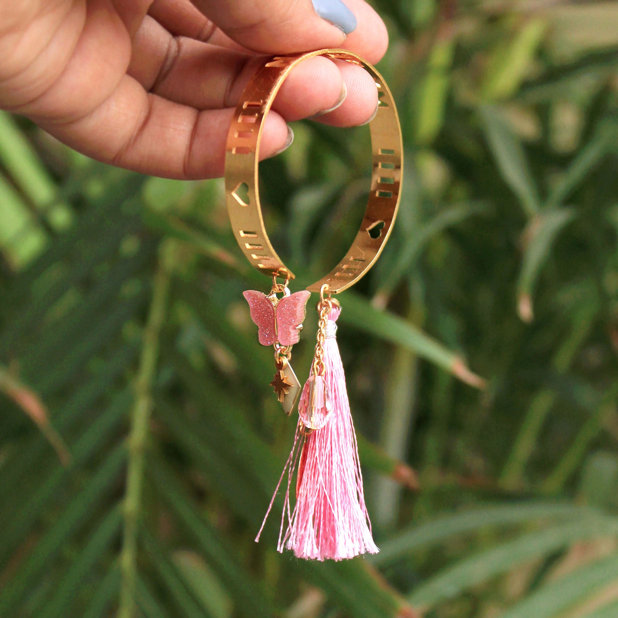 BeAbhika Designer Gold Tone Pink Butterfly Bhabhi Lumba Bracelet Sister Rakhi Send Rakhi To Brother Bhabhi Daily Wear Bracelet Lumba For Sister In Law Send Rakhi In India Available At Best Price COD Available Express Quick Shipping Bhabhi Rakhi