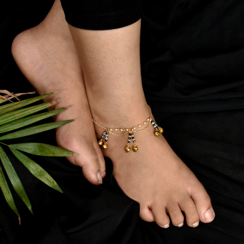 black glass beads beaded string anklet