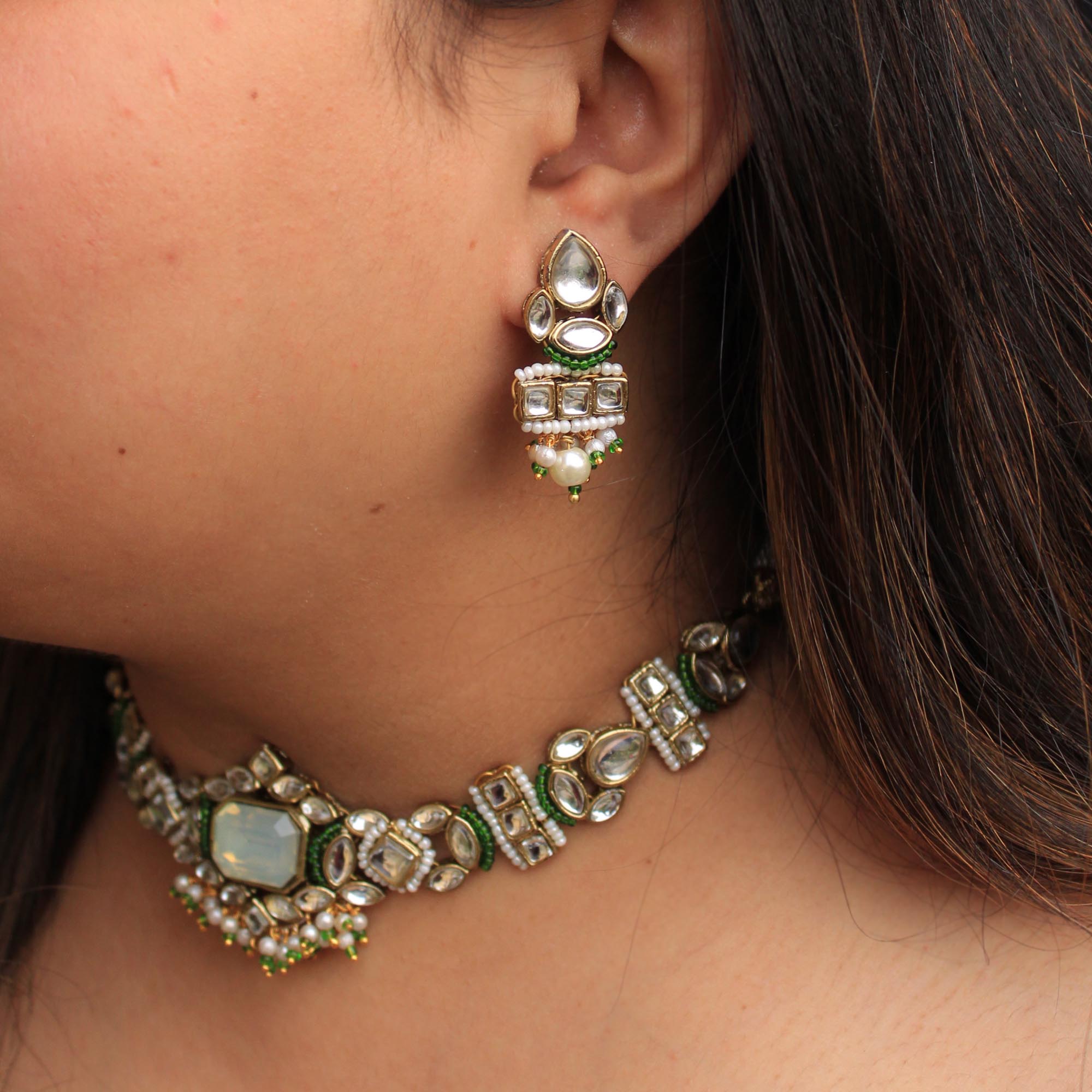 Divine Kundan Earrings