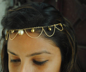 Scallop Delight Maang Tikka Hair Accessory - BeAbhika.com